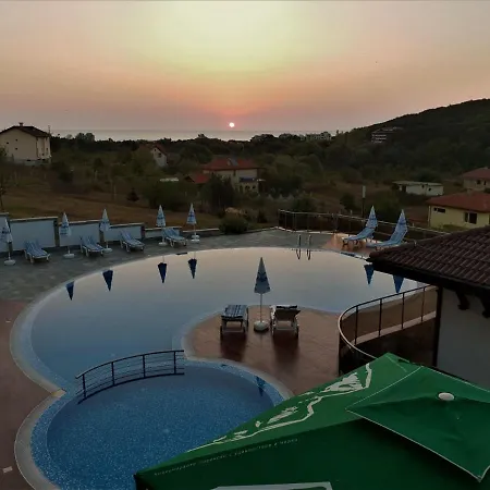 St George Apartcomplex Shkorpilovtsi