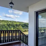 Hotel apartamentowy St George Apartcomplex 3*
