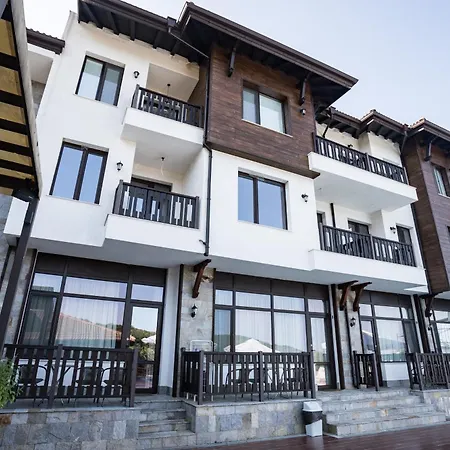St George Apartcomplex 3* 슈코르필로브치