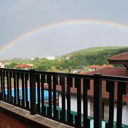 Aparthotel St George Apartcomplex 3*