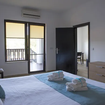 St George Apartcomplex 슈코르필로브치