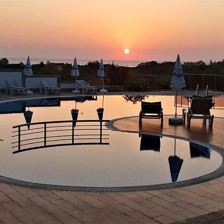 St George Apartcomplex *