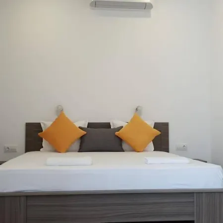 св. георги апарткомплекс 3*