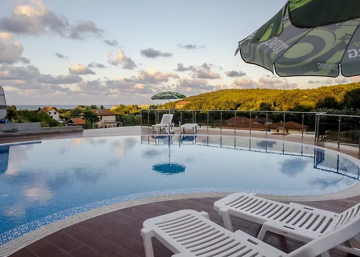 Апарт-отель St George Apartcomplex